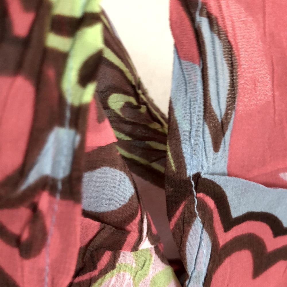 Cache Blouse - Picture 8 of 8
